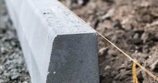 Установка бордюров для тротуарной плитки в Находке - цена от 825 руб.
