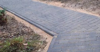 Укладка тротуарной плитки на основание в Находке в октябре