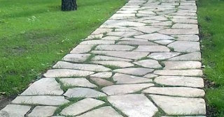 Профессиональная укладка камня на дорожки в Находке в октябре