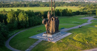 Благоустройство памятников в Находке от 928 руб. – компания ТротуарнаяПлитка