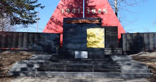 Профессиональное благоустройство памятников в Находке в октябре