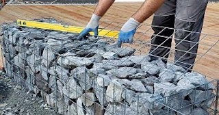 Устройство подпорной стенки из габионов в Находке в октябре